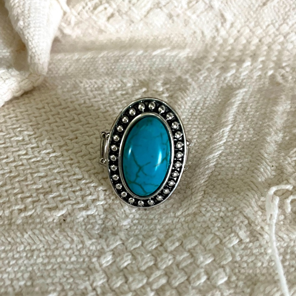 One size fake turquoise ring